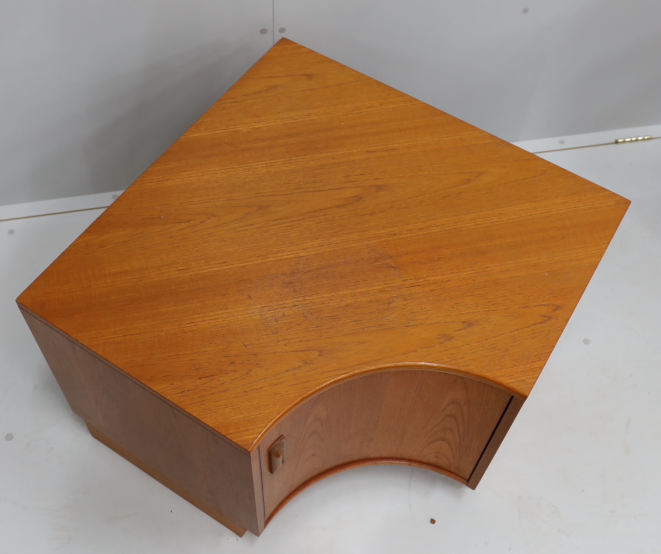 A mid century G Plan Fresco teak low corner cupboard, width 107cm, depth 87cm, height 54cm